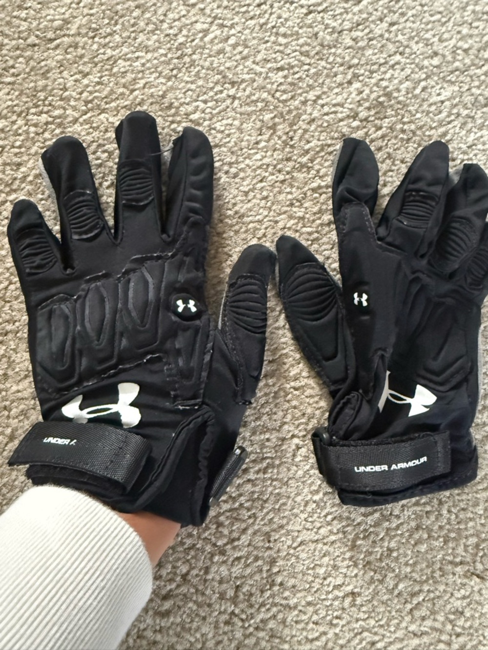 Under Armour Black Gloves